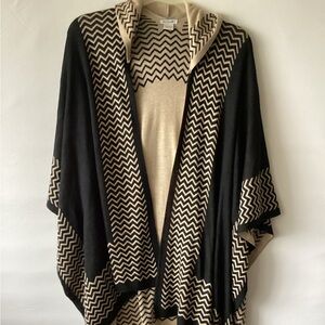Just Jamie Black and Cream Chevron Women's poncho Sweater